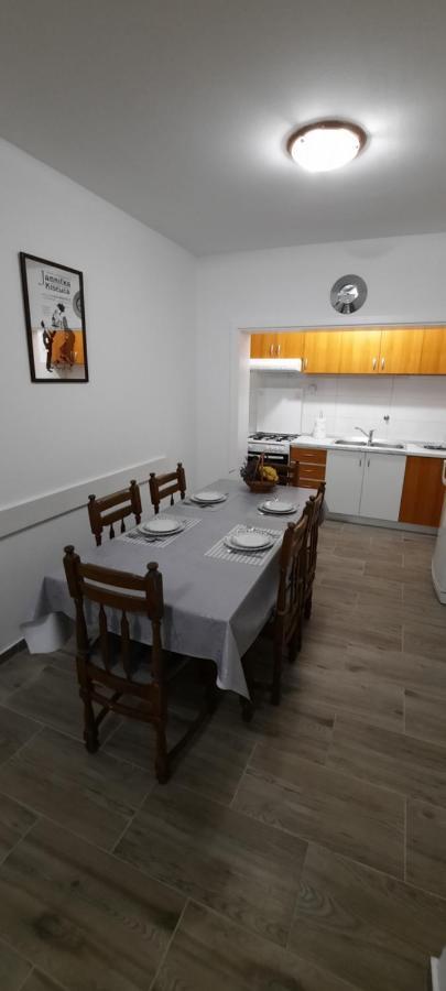 Apartmani "Alenka" プリモシュテン エクステリア 写真